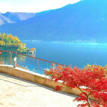 House Gloria - With Lake View Sala Comacina